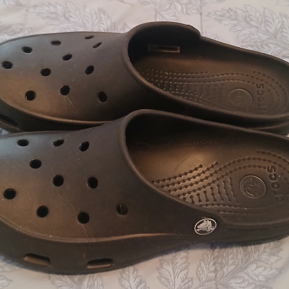 Crocs Black Mules Slip Ons - Picture 4 of 5